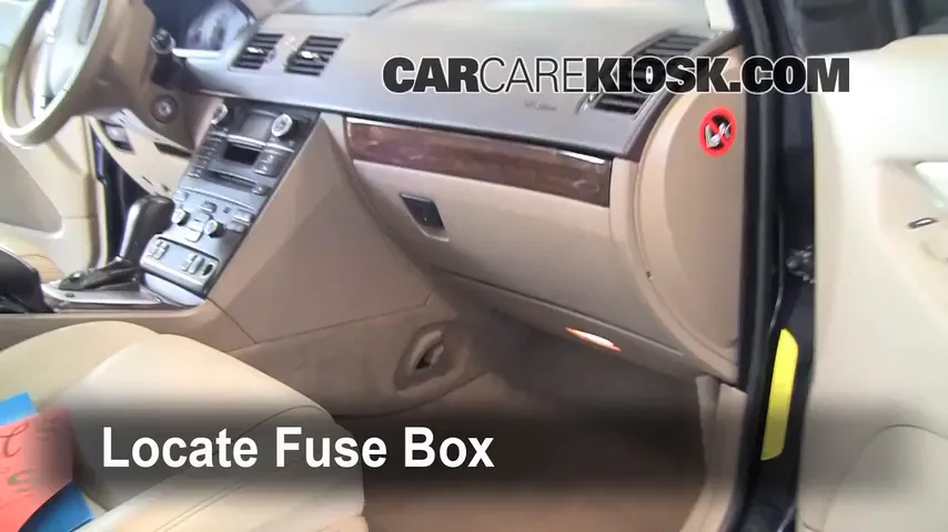 2008 Volvo XC90 3.2 3.2L 6 Cyl. Fuse (Interior) Replace